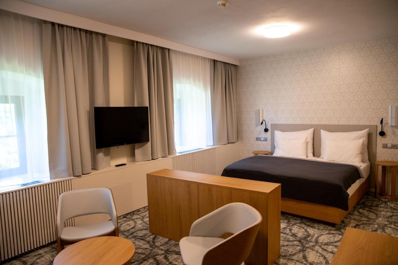 Zámek Třešť Hotel Exterior foto